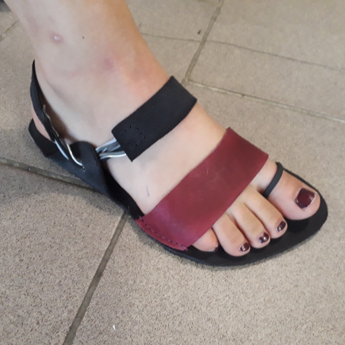 Barefoot sandále podle vlastní fantazie
